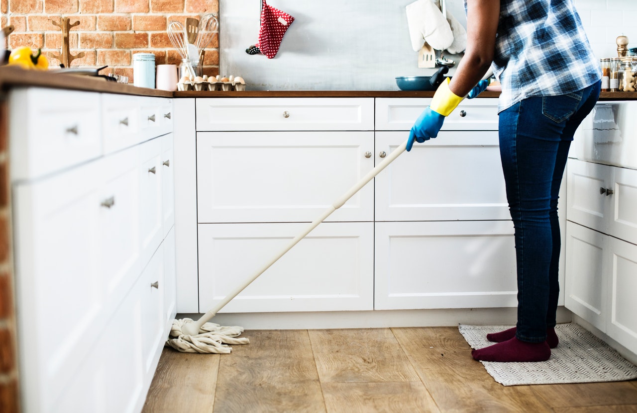 Hiring Professional End of Tenancy Cleaners for Stress-Free Move Out Cleaning
