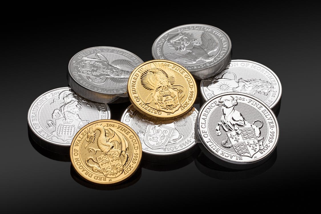 5 Key Differences Between Silver and Gold Investing